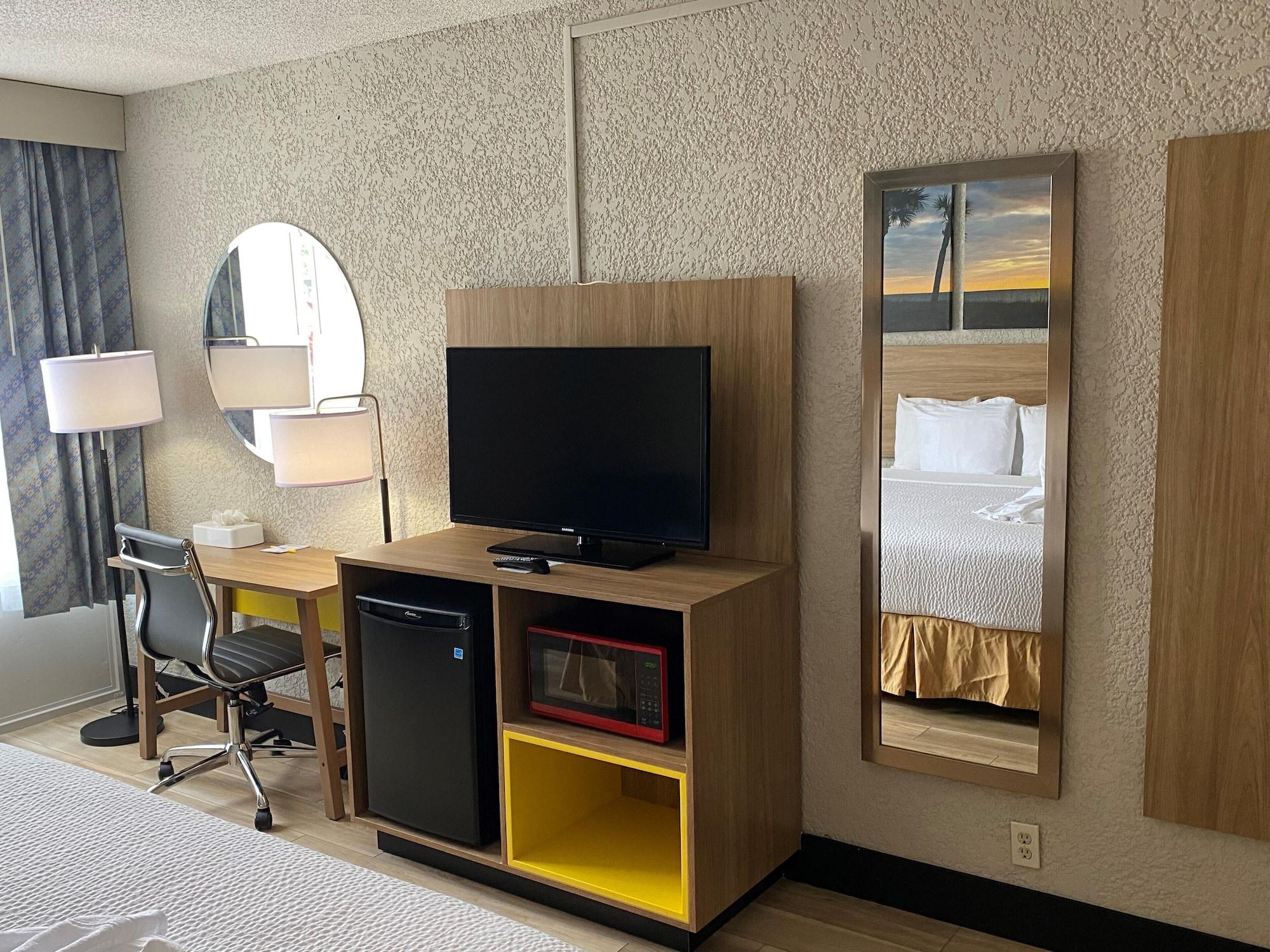 Days Inn By Wyndham Fort Pierce Midtown Εξωτερικό φωτογραφία