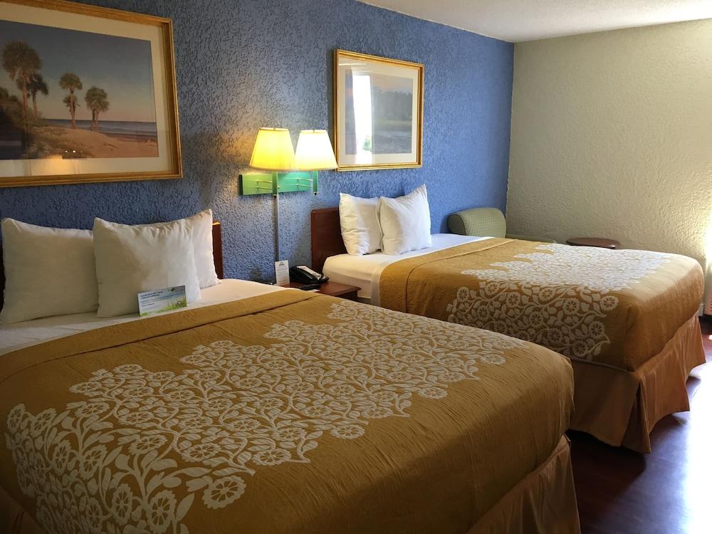 Days Inn By Wyndham Fort Pierce Midtown Εξωτερικό φωτογραφία